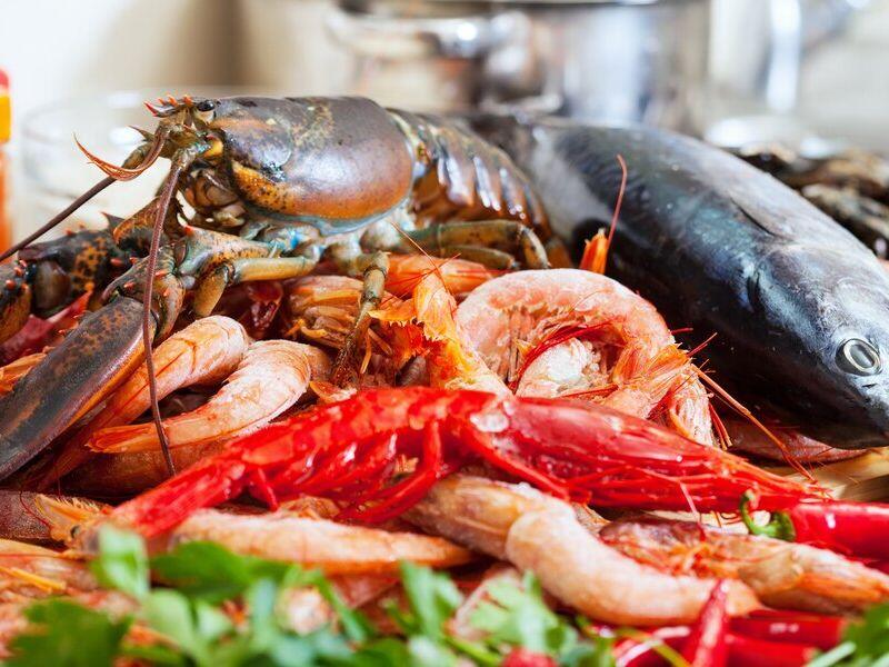 Buffet hải sản Cửu Vân Long Cầu Giấy 