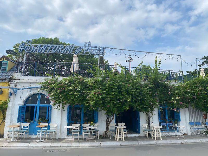 Quán Santorini Vibes Cafe