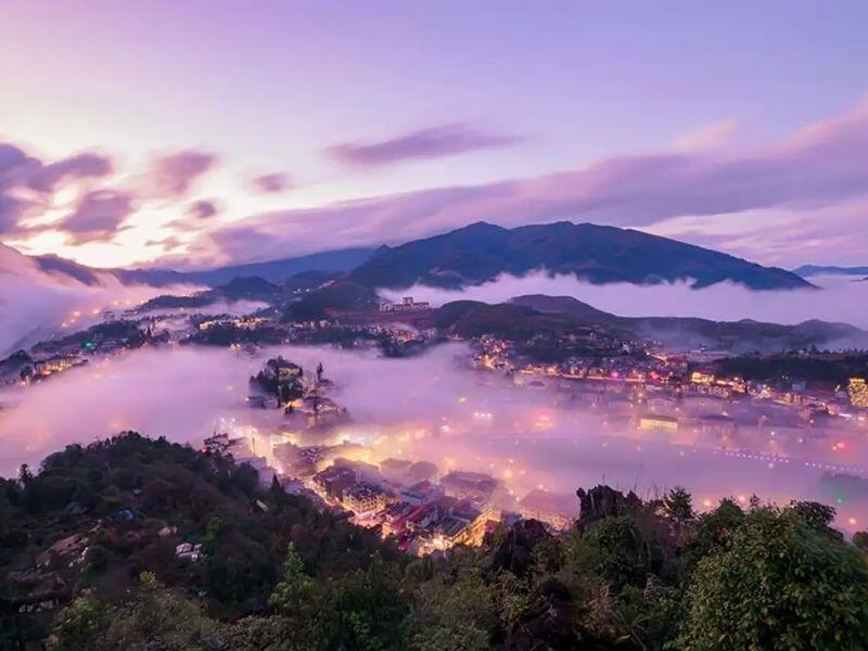 Núi Hàm Rồng