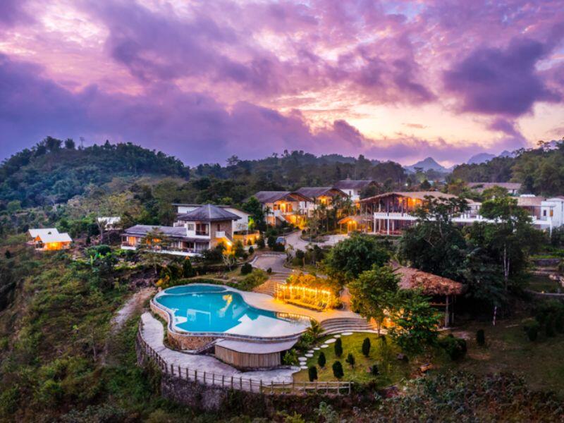 Ba Khan Village Resort