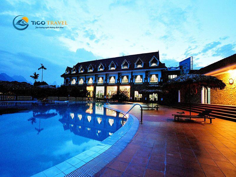 V Resort Hòa Bình