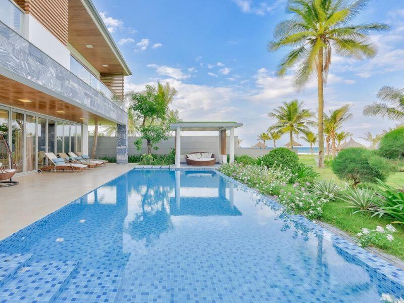 Sandy Beach Non Nuoc Resort