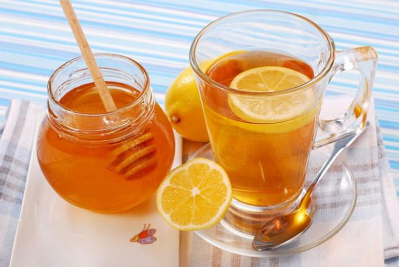 Da mịn màng với mặt nạ mật ong