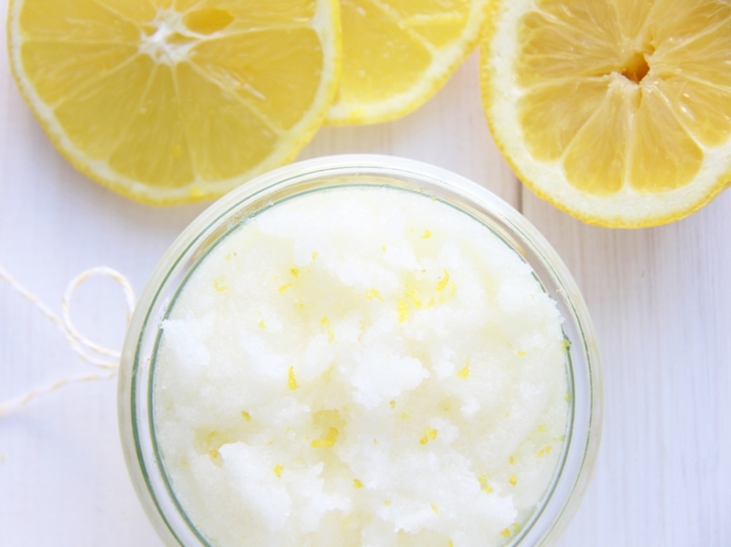 Chăm sóc da khỏe mạnh nhờ Scrub chanh tươi