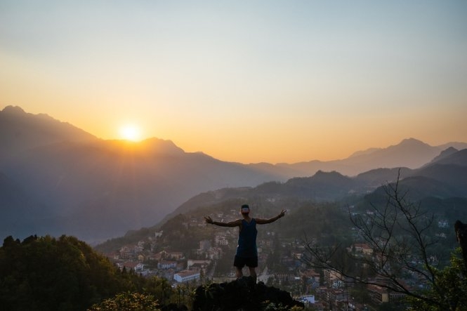 Leo Hàm Rồng, ngắm thị trấn Sapa từ trên cao
