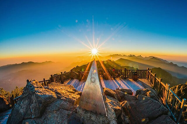Ngắm bình minh, hoàng hôn Sapa