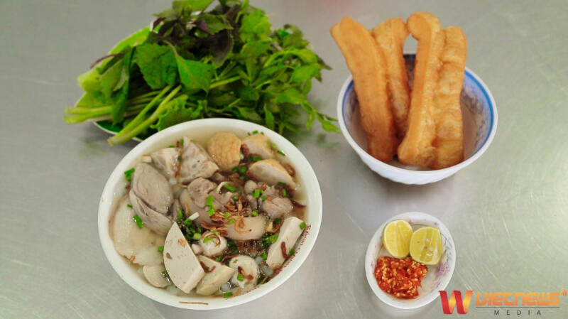 Bánh canh Long Hương