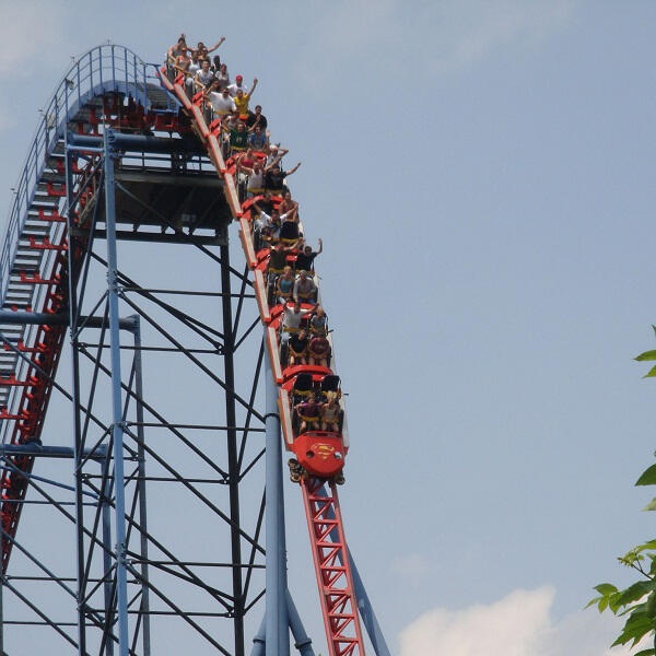 Superman The Ride (160 km/giờ)