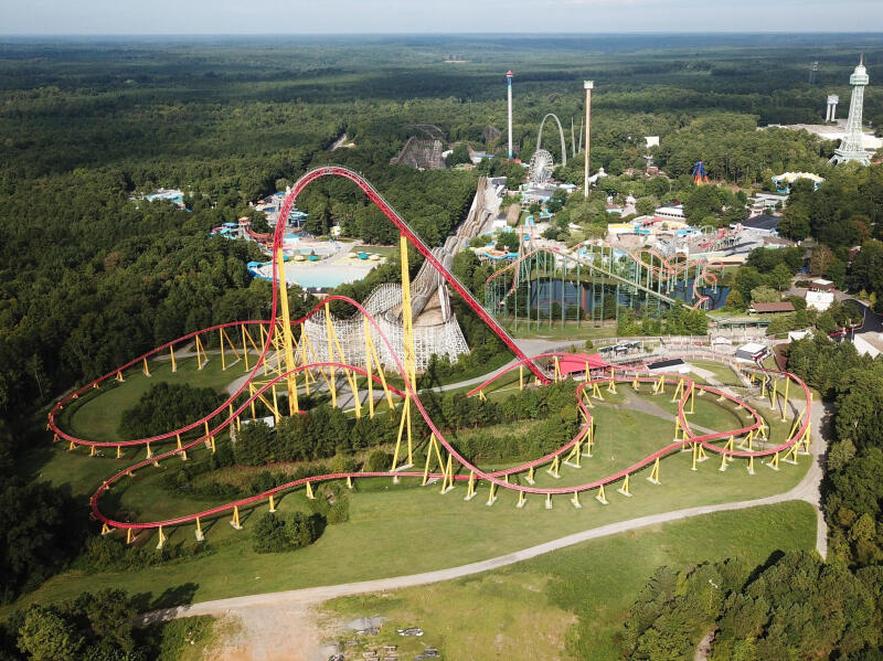 Intimidator 305 (140 km/giờ)