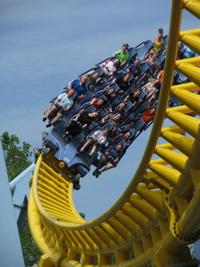 Skyrush (121 km/ giờ)
