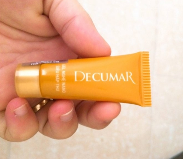 Kem trị mụn, thâm Decumar