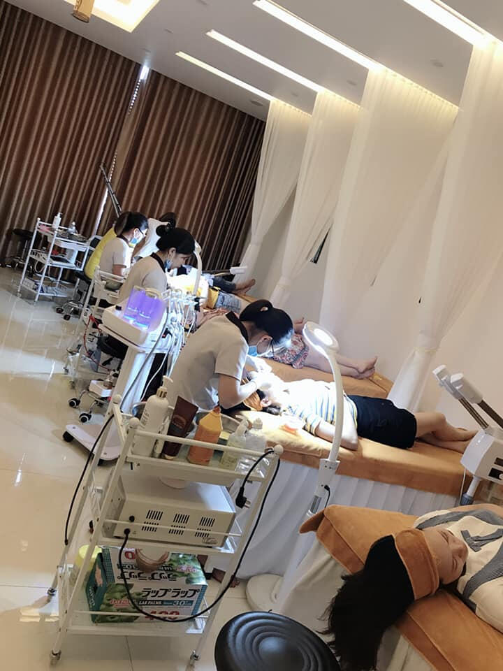 Linh Chi Spa
