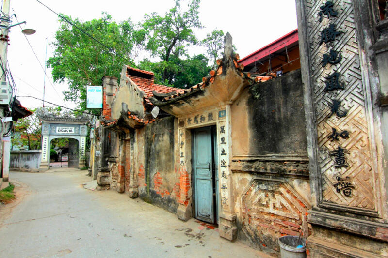 Nhà cổ làng Cự Đà