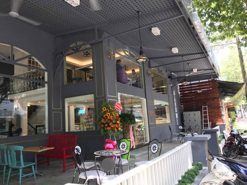 Artisan Bakery & Coffee