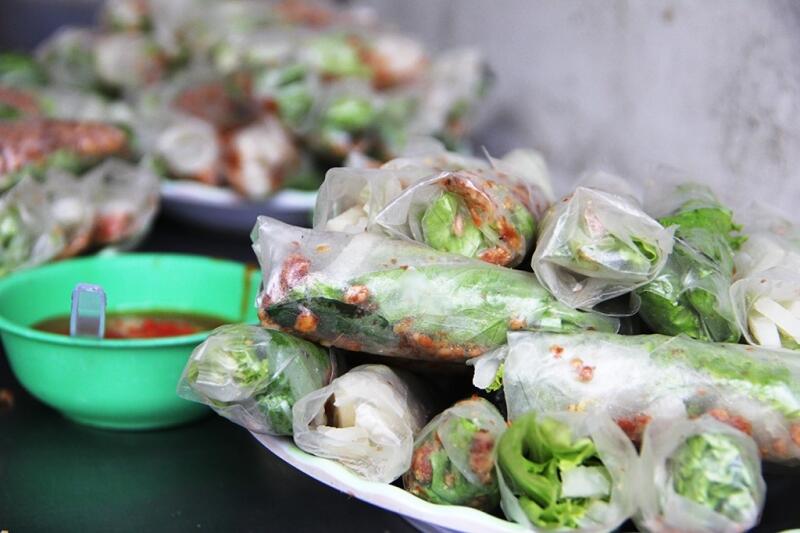 Phố ăn vặt An Dương Vương
