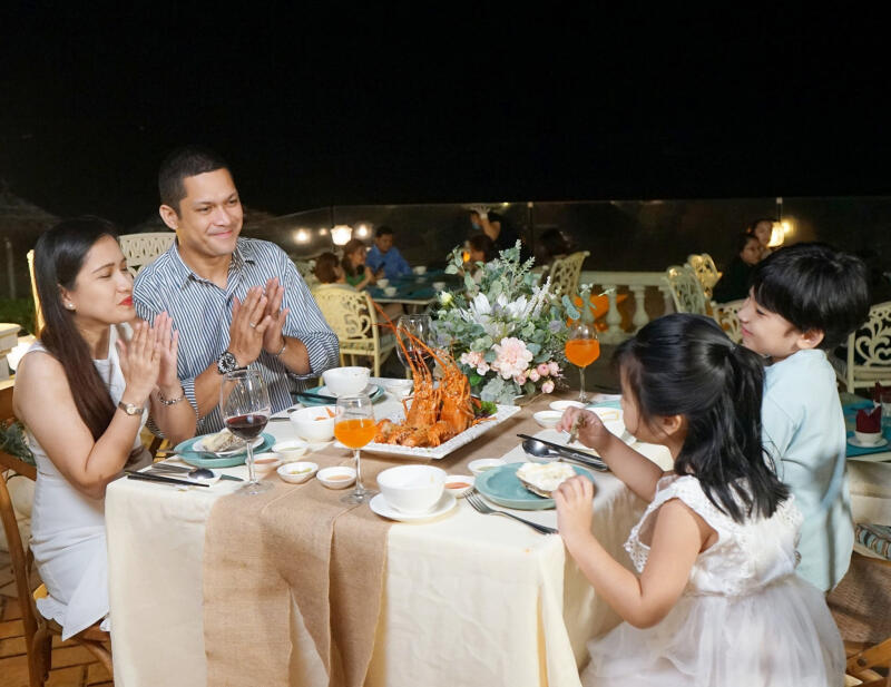 La Sirena Seafood Restaurant