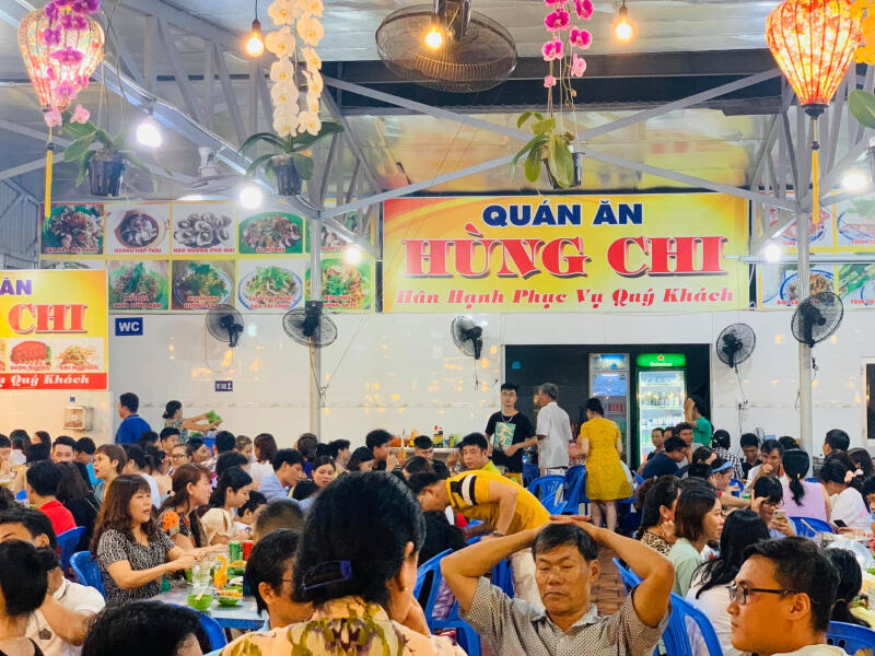 Quán ăn Hải Sản Hùng Chi
