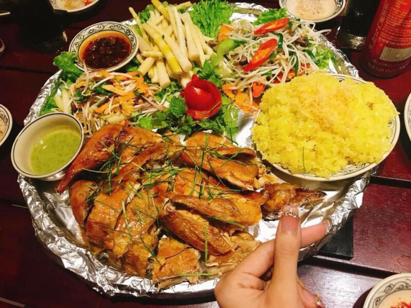 Nhà Hàng Quán Xưa