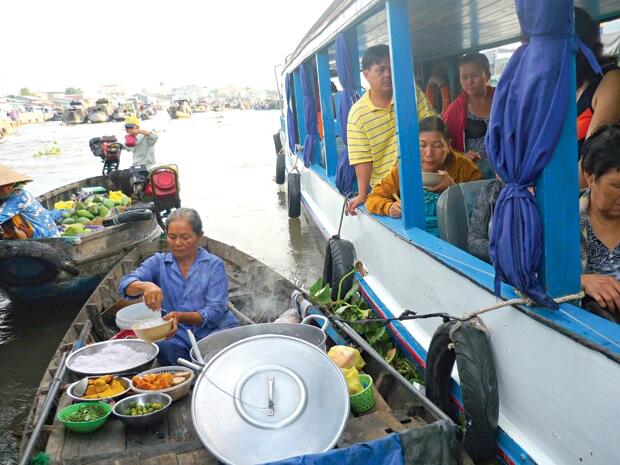 Chợ nổi Cái Răng