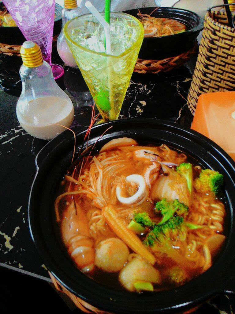 Mì cay Thuỷ Trúc