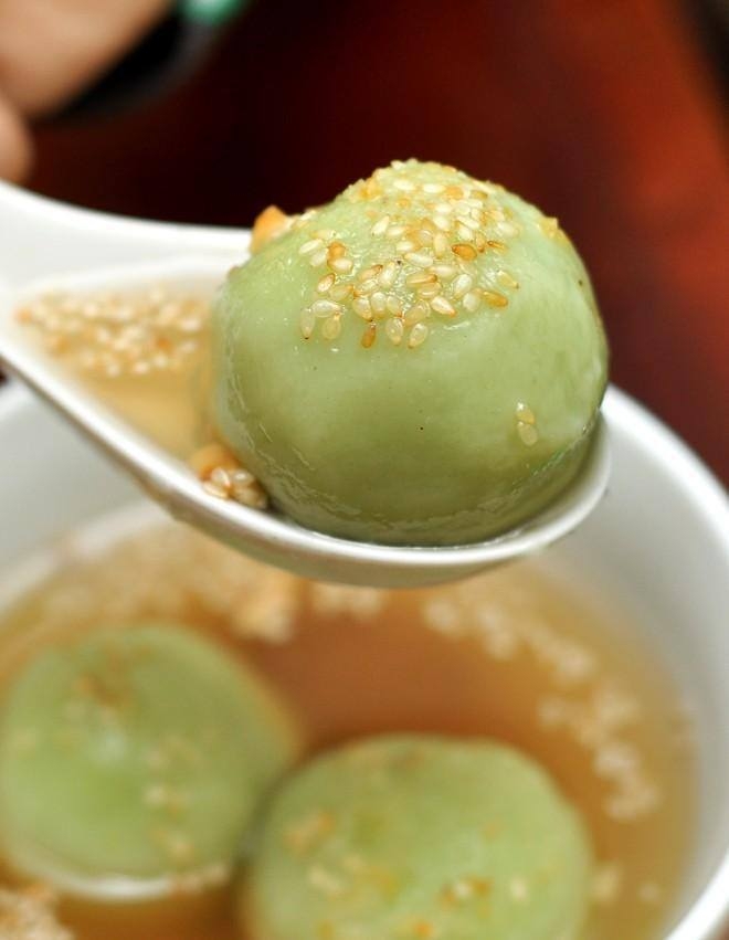 Chè Ngon - 232 Đê La Thành