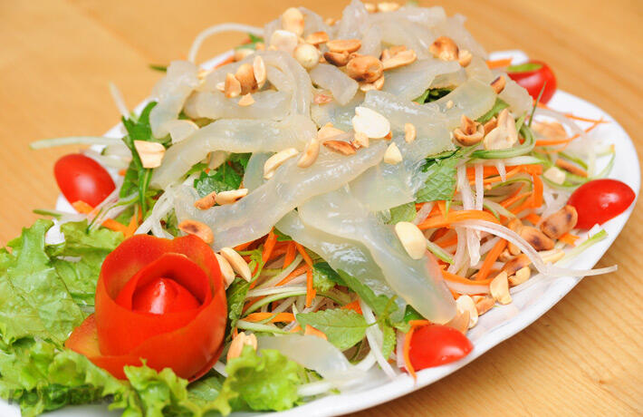 Nộm sứa Cô Tô