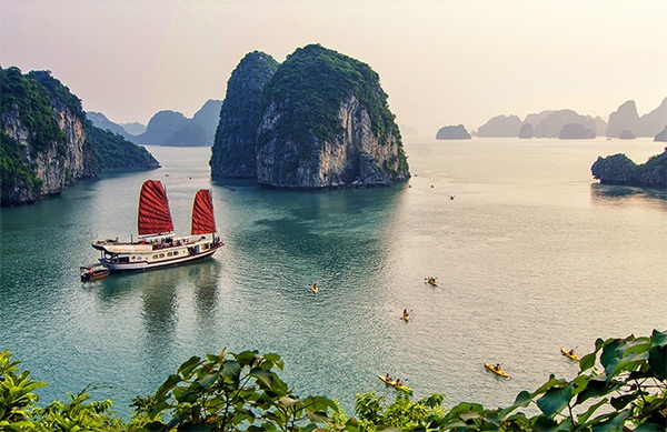 Du lịch ở Vịnh Hạ Long