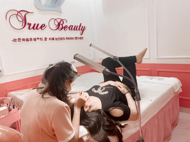 TRUE BEAUTY (Linh Rua Eyelash)