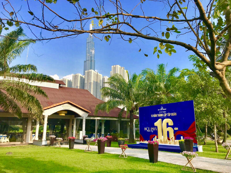 Khu du lịch Văn Thánh