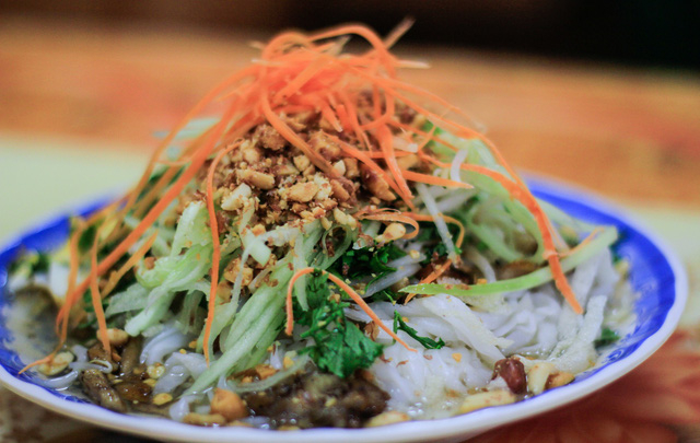 Phở chua