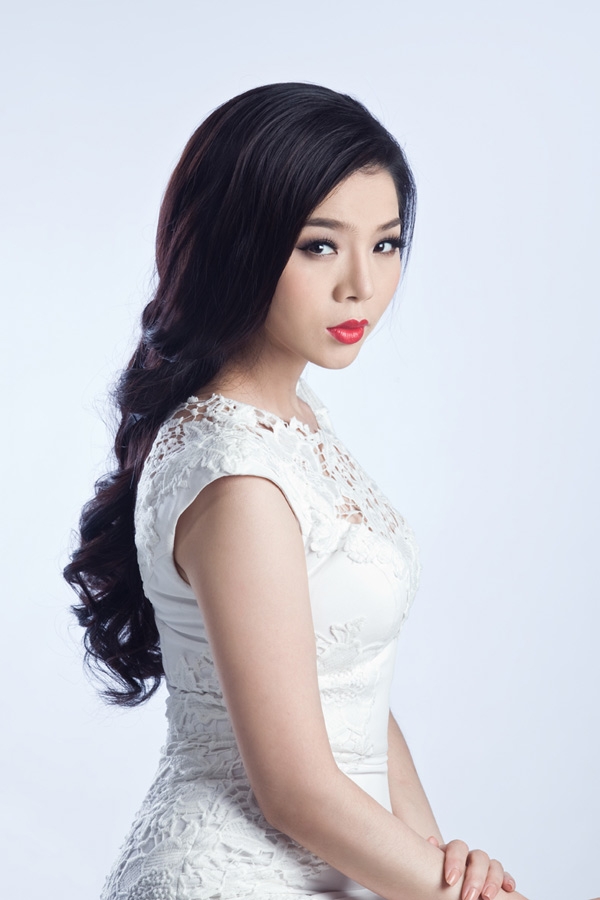 Ca sĩ Lệ Quyên