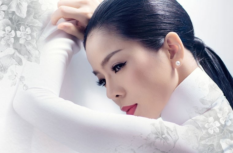 Ca sĩ Lệ Quyên