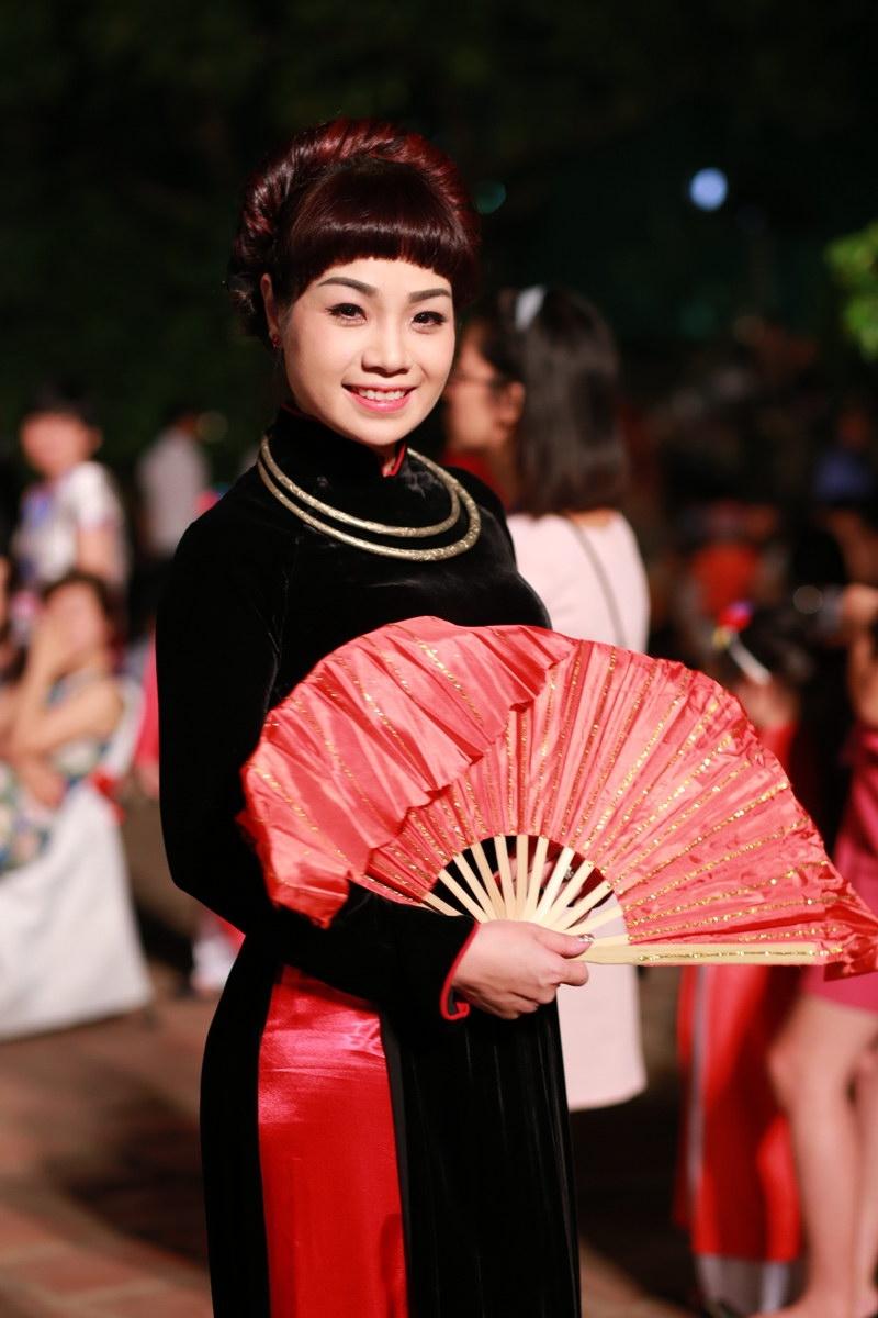 Ca sĩ Ngọc Khuê