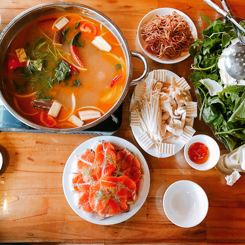 Hoa Đào - Lẩu Cá Hồi