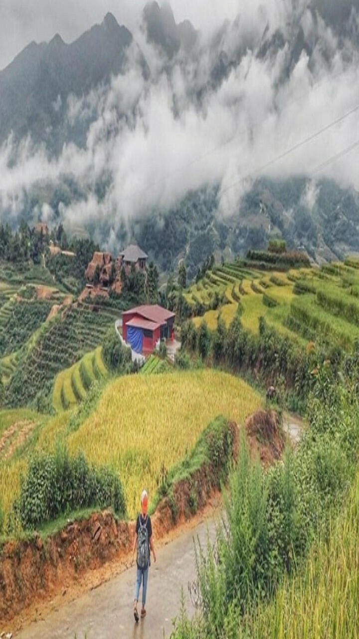 Tu viện cổ Tả Phìn