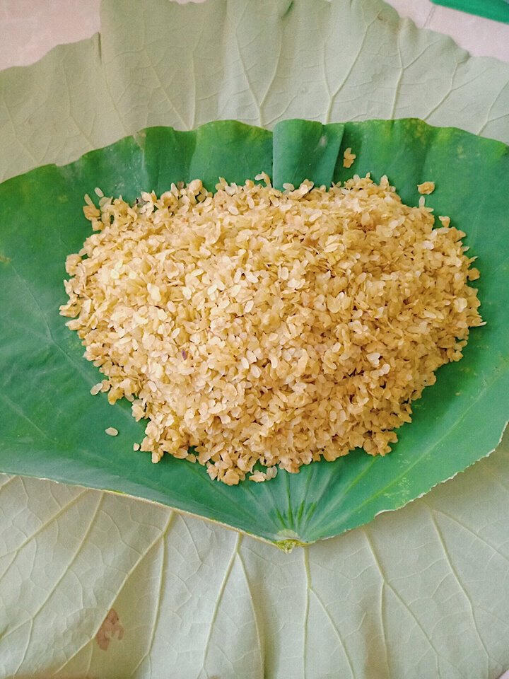 Cốm làng Vòng