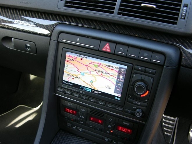Thiết bị dẫn đường GPS
