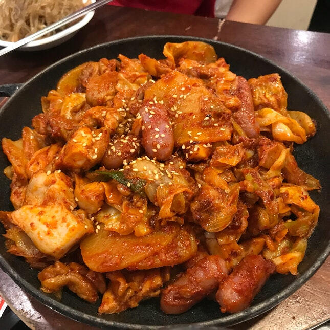 Yoogane Chicken Galbi