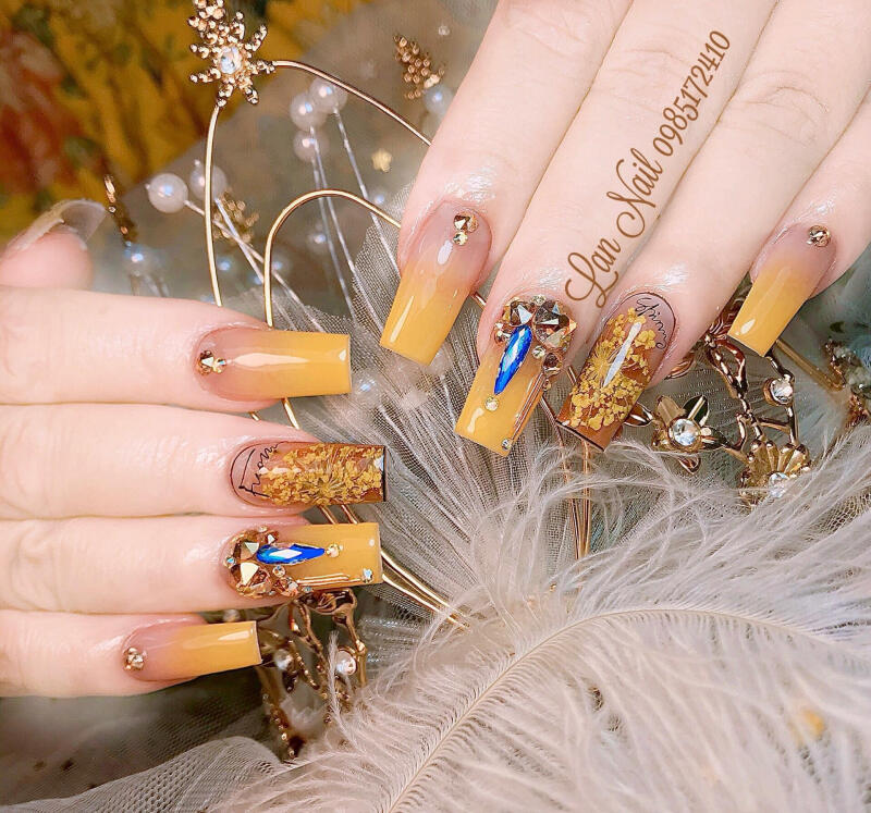 Lan Nail