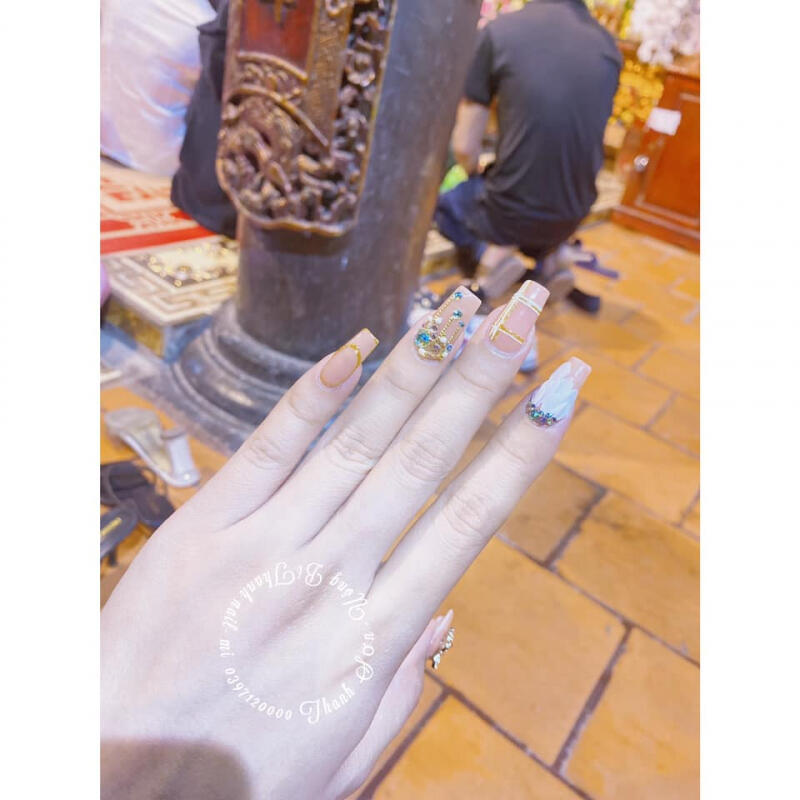 Thanh Nail