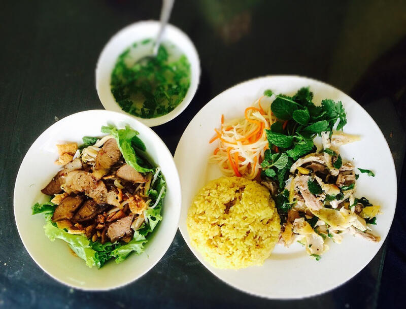 Nhung Cơm Gà