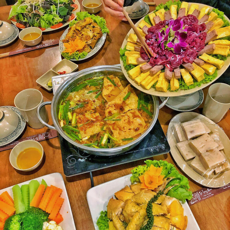 Lẩu trâu Tre Làng Quán