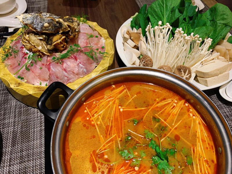 Nhà Hàng Sơn Đoòng Hạ Long