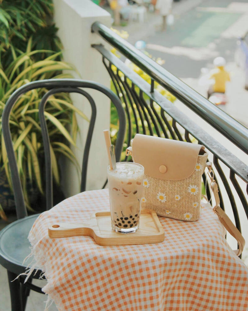 Lily Cafe