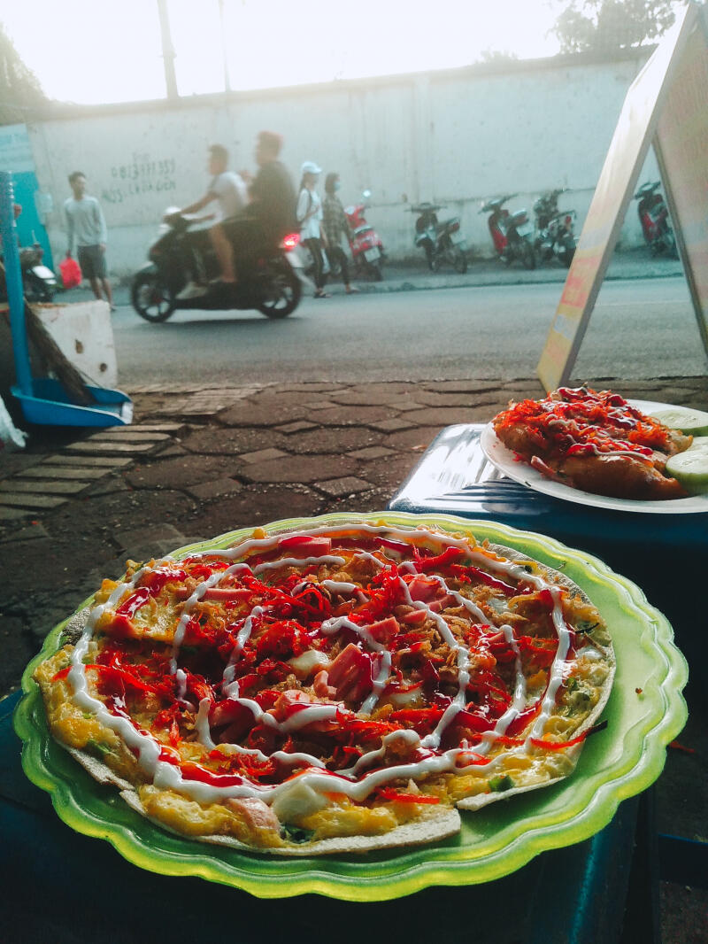 Bánh tráng nướng Tạ Quang Bửu