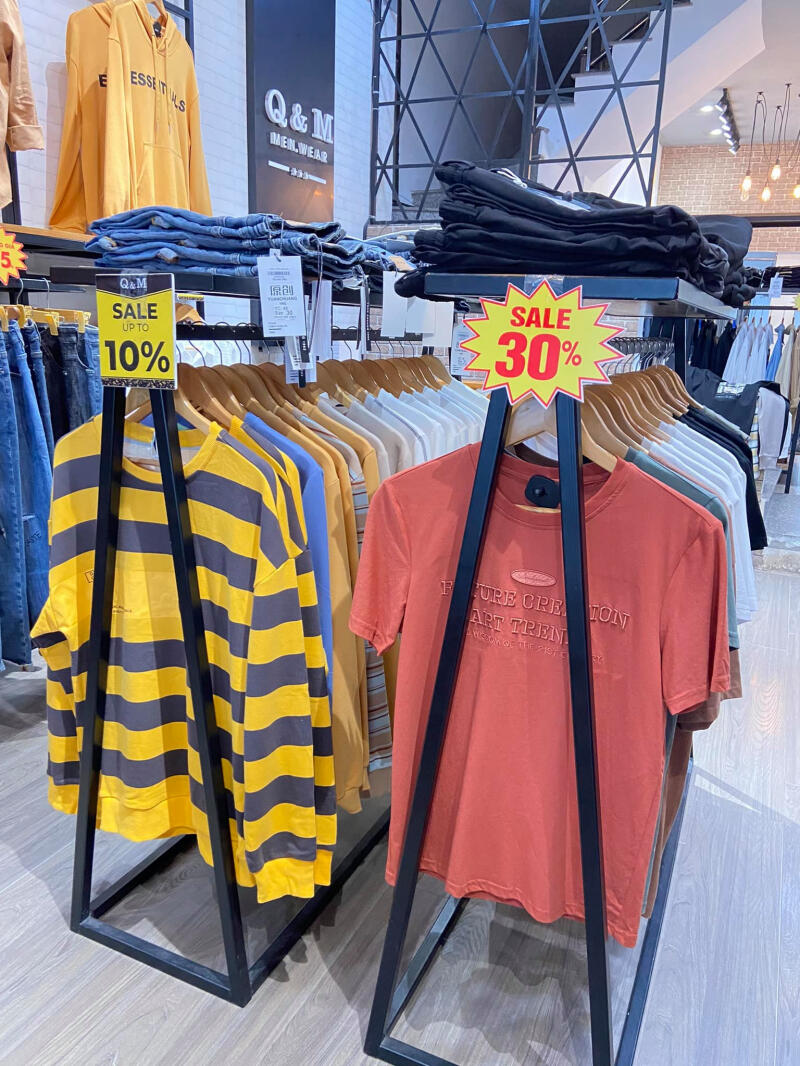 Q & M Shop