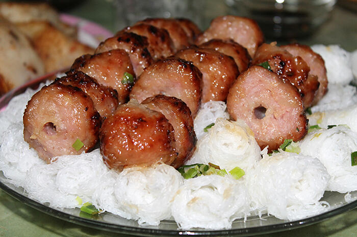 Nem nướng Bà Sáu
