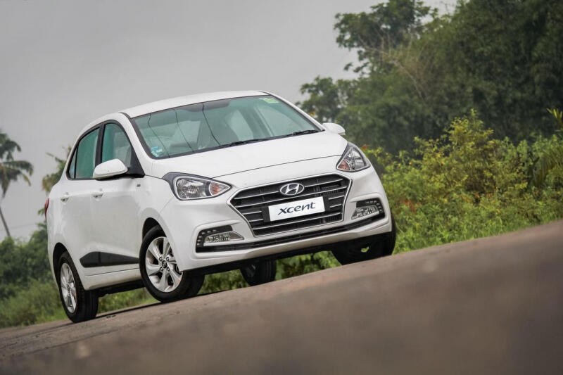 Hyundai Grand i10 | Giá: 323 - 405 triệu đồng