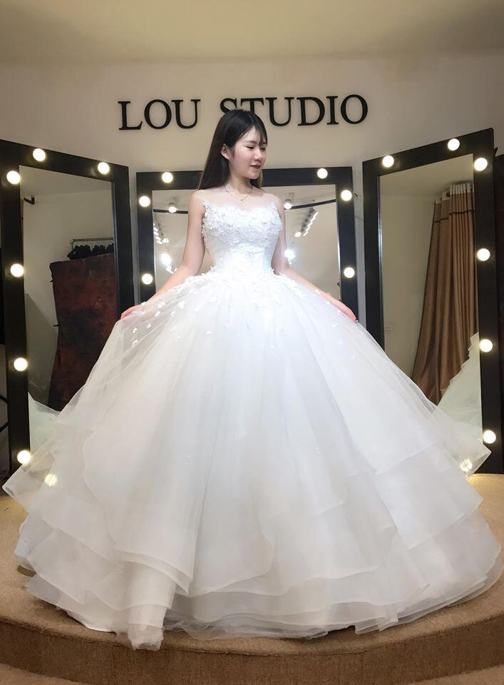 Loura Bridal