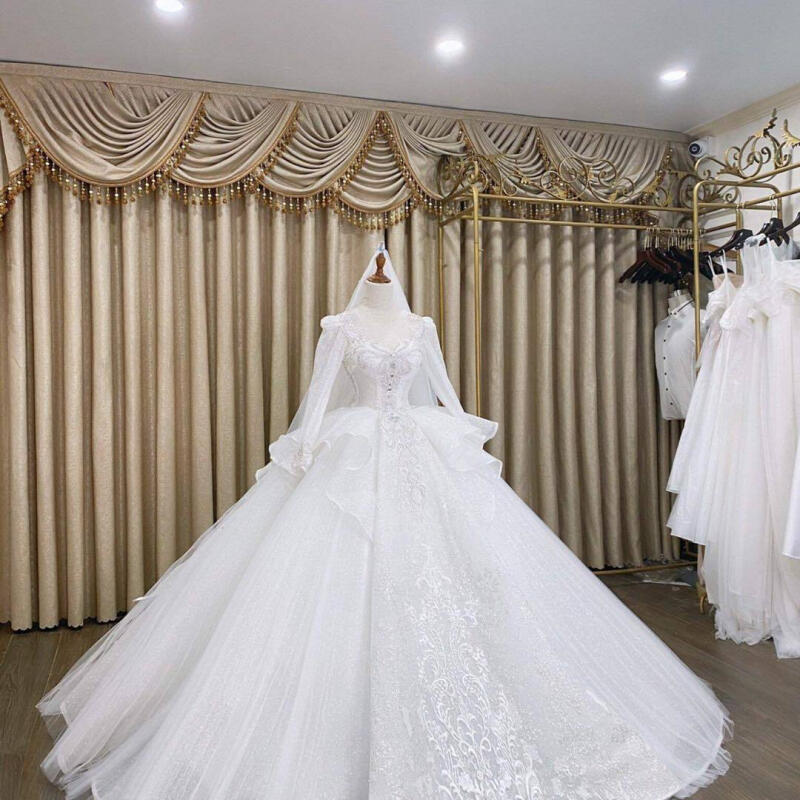 Ngoc Trinh Studio